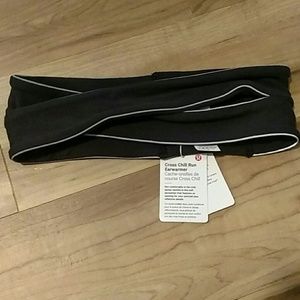 Lululemon Cross Chill Earwarmer